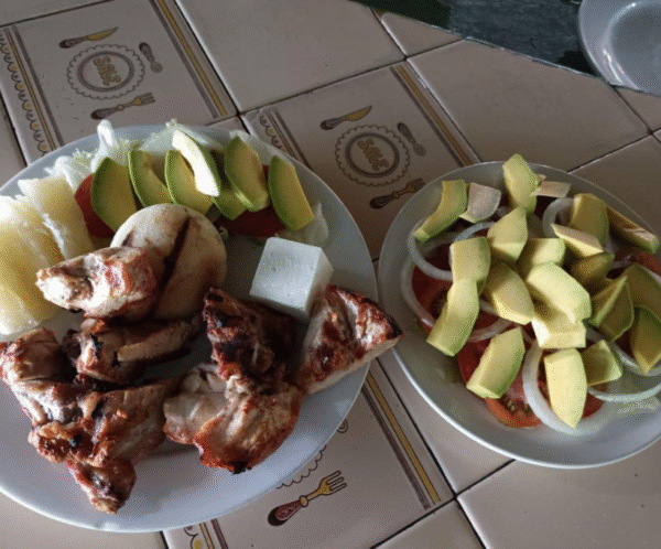 parrilla venezolana res pollo puerco chorizo ensalada parrilla venezolana res pollo puerco chorizo ensalada